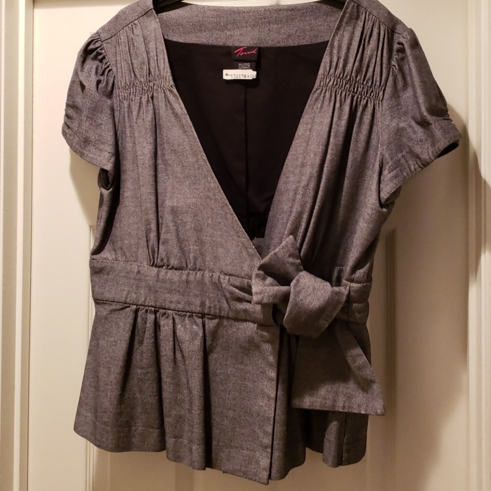 Black and white cotton short sleeve blazer